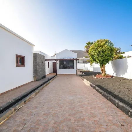 Agradable Y Familiar Con Piscina Casa Inima Villa Playa Blanca (Lanzarote)