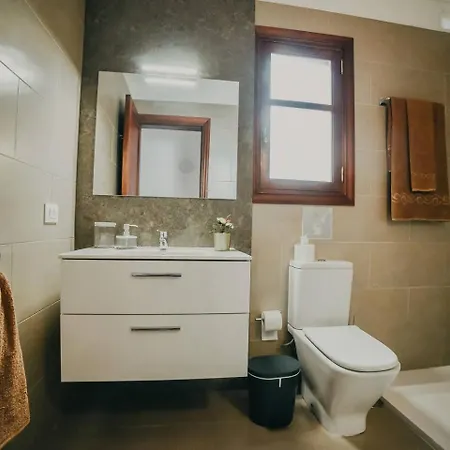 Agradable Y Familiar Con Piscina Casa Inima Villa *