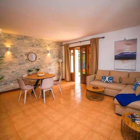 Agradable Y Familiar Con Piscina Casa Inima Villa Playa Blanca (Lanzarote)