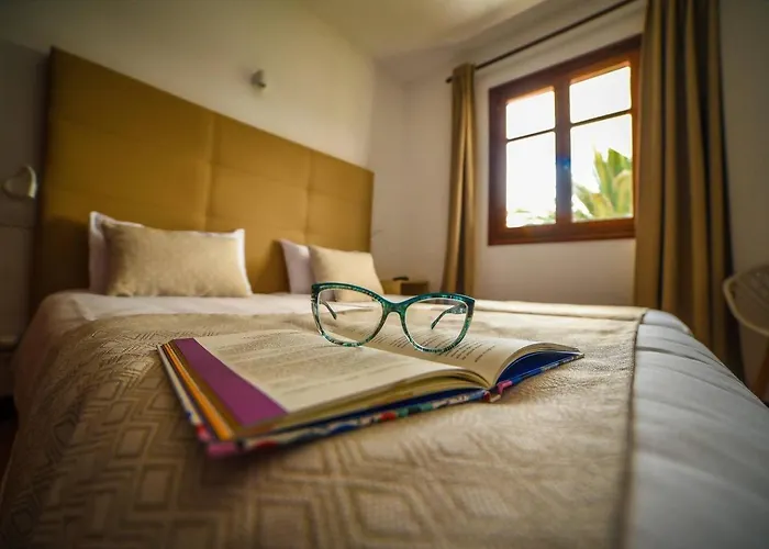 Agradable Y Familiar, Con Piscina 