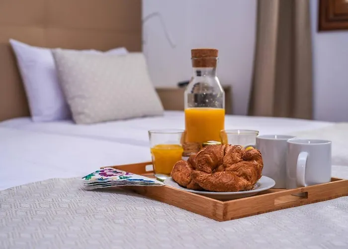 Agradable Y Familiar, Con Piscina 