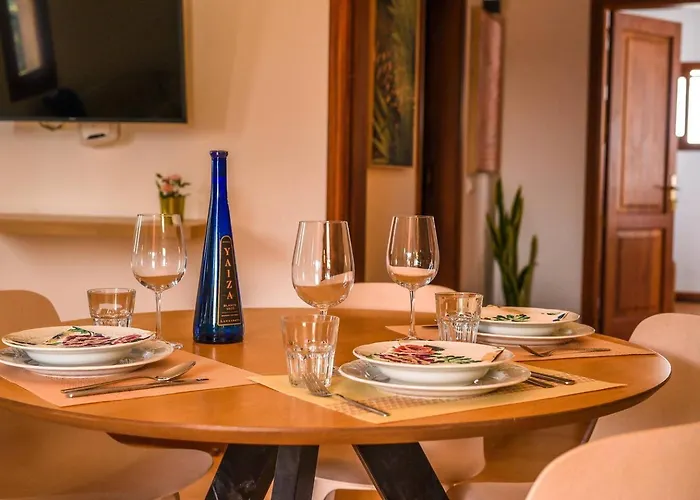 Vila Agradable Y Familiar, Con Piscina 